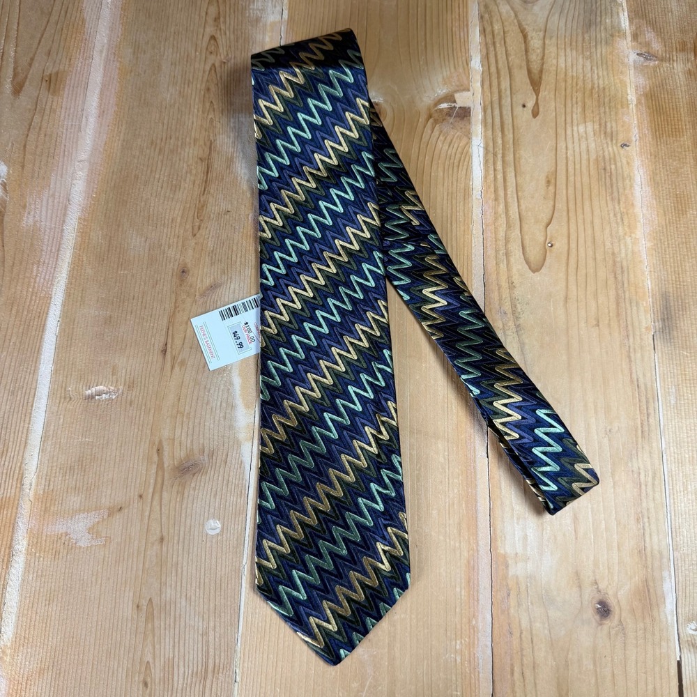 Missoni Cravatte Silk Tie Mens Blue Green Gold Zigzag Chevron Made in Italy NWT